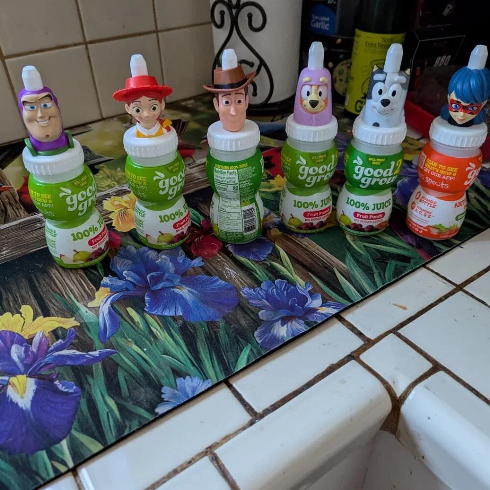 21 Good 2 Grow Juice Toppers & Bottles Various Characters plus 2 snackers - Picture 5 of 7